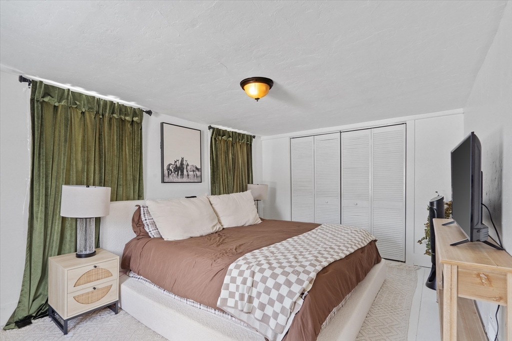 3 bed, 1 bath apartment for rent at 107 Boston Rd Unit 1, Sutton — photo 11 of 24