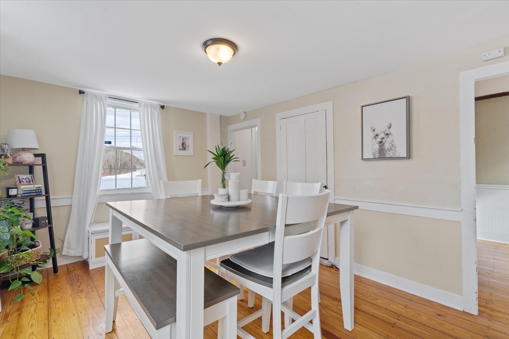 3 bed, 1 bath apartment for rent at 107 Boston Rd Unit 1, Sutton — photo 4 of 24