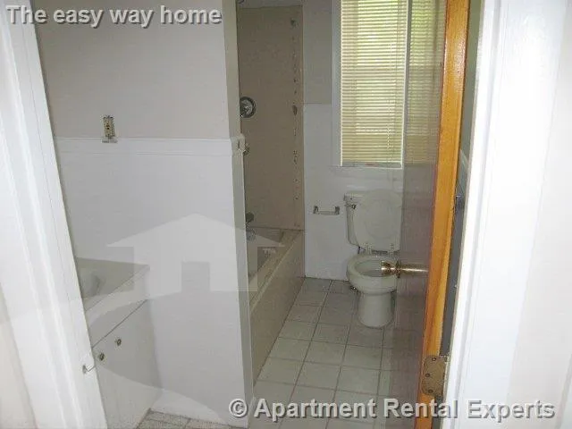 1 bed, 1 bath apartment for rent at 107 Brookline St Unit 1, Cambridgeport — photo 4 of 6