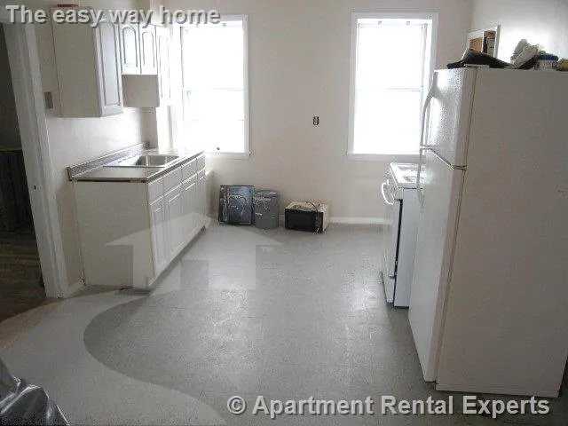 1 bed, 1 bath apartment for rent at 107 Brookline St Unit 1, Cambridgeport — photo 2 of 6