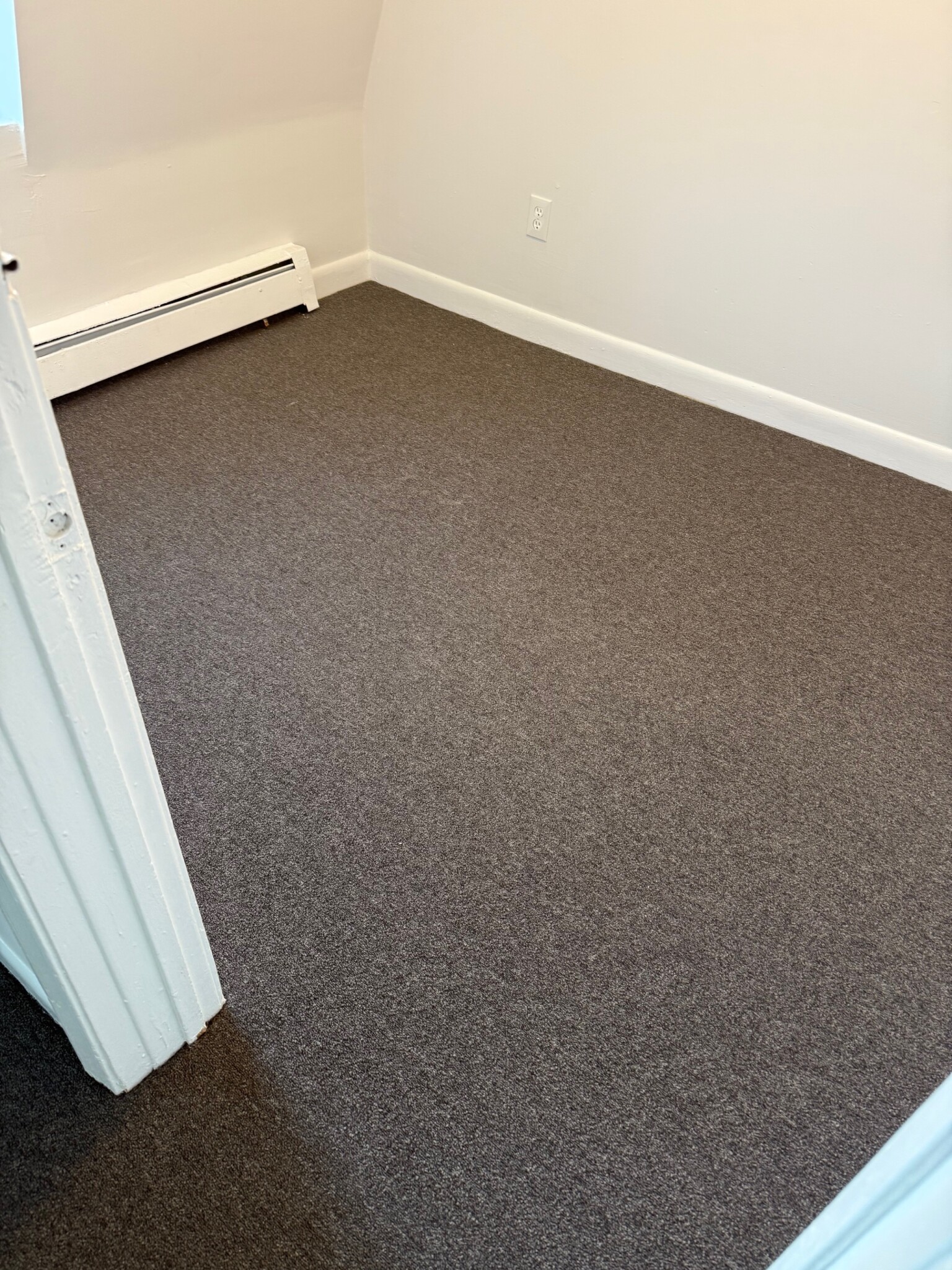 1 bed, 1 bath apartment for rent at 107 Brooks St Unit 3, East Boston — photo 2 of 3