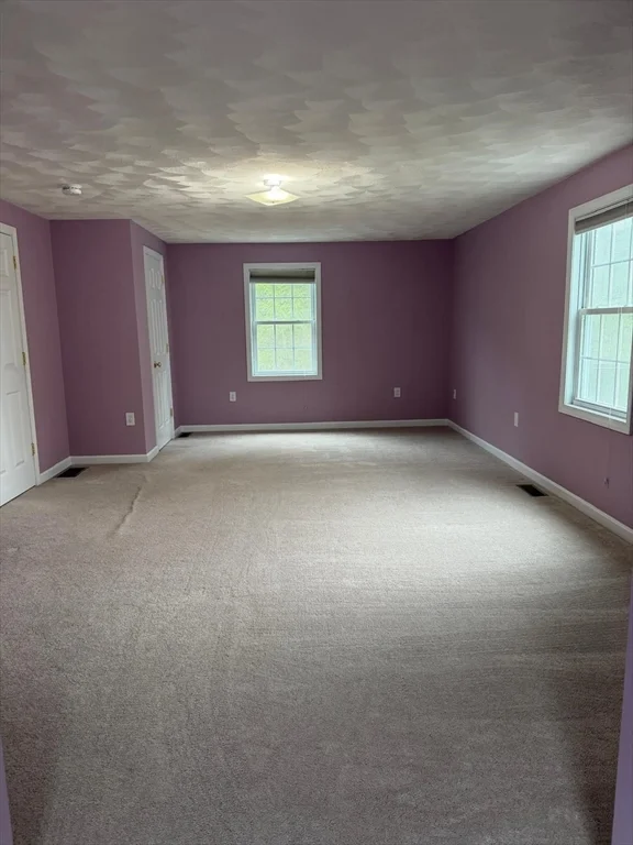 3 bed, 1 bath apartment for rent at 107 Charant Rd, Lowell — photo 11 of 21