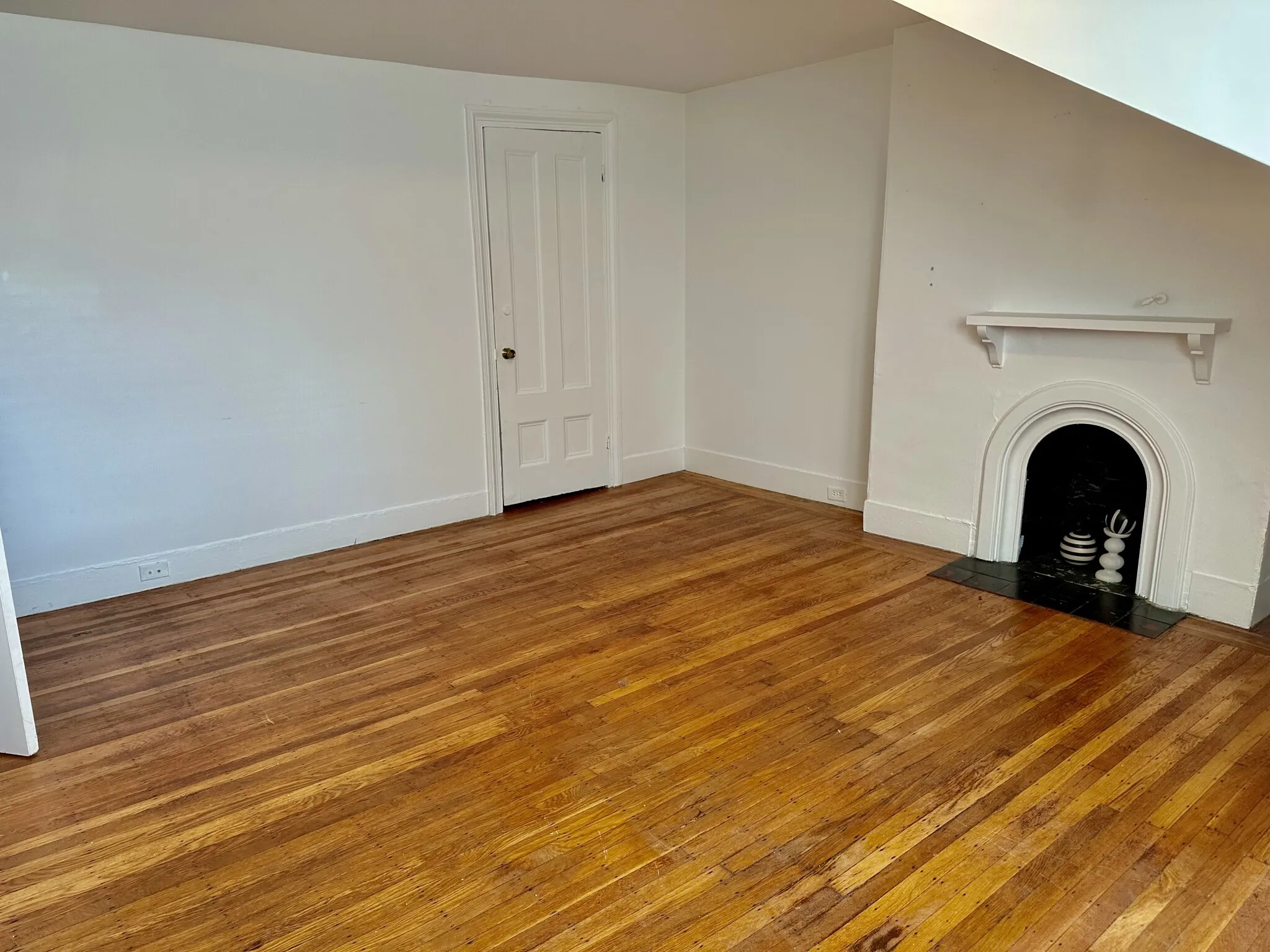 Studio bed, 1 bath apartment for rent at 107 Charles St Unit 5L, Beacon Hill — photo 6 of 19