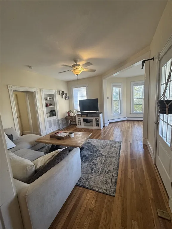 3 bed, 1 bath apartment for rent at 107 Chestnut St Unit 2R, Haverhill — photo 2 of 12