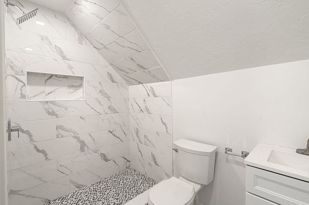 5 bed, 4+ bath apartment for rent at 107 Ellery St, Harvard Square — photo 29 of 35