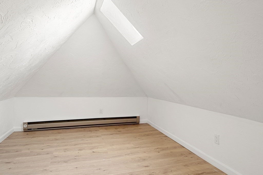 5 bed, 4+ bath apartment for rent at 107 Ellery St, Harvard Square — photo 32 of 35