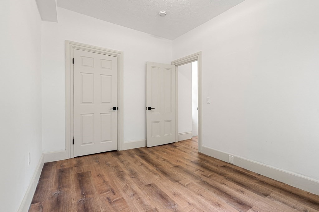 5 bed, 4+ bath apartment for rent at 107 Ellery St, Harvard Square — photo 22 of 35