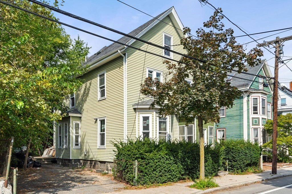 5 bed, 4+ bath apartment for rent at 107 Ellery St, Harvard Square — photo 33 of 35