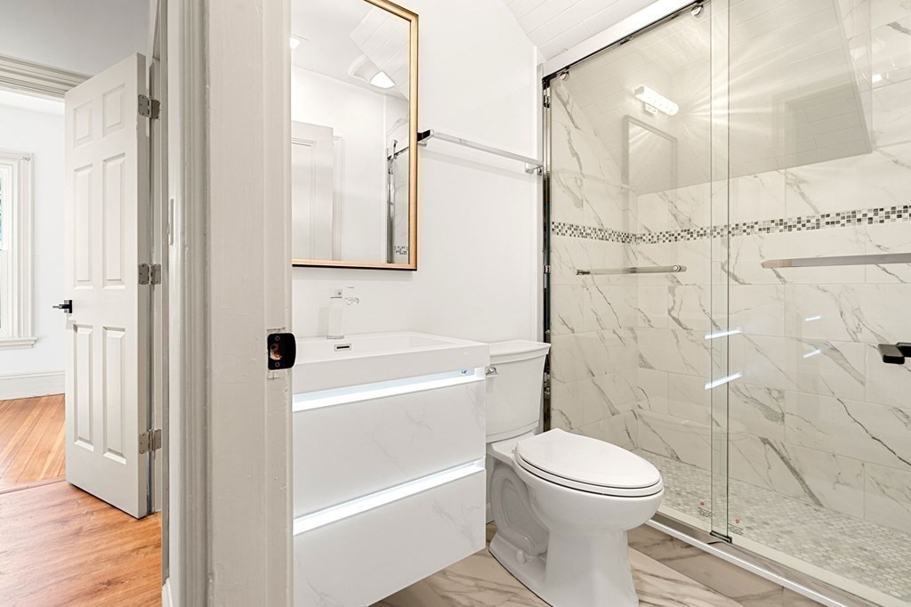 5 bed, 4+ bath apartment for rent at 107 Ellery St, Harvard Square — photo 11 of 35