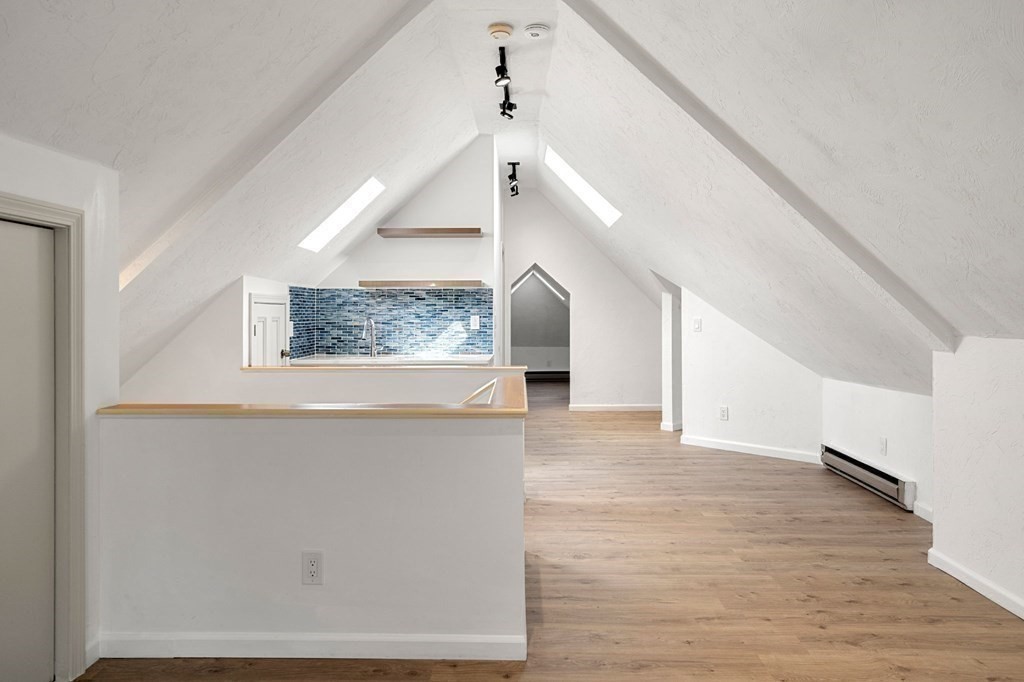 5 bed, 4+ bath apartment for rent at 107 Ellery St, Harvard Square — photo 25 of 35
