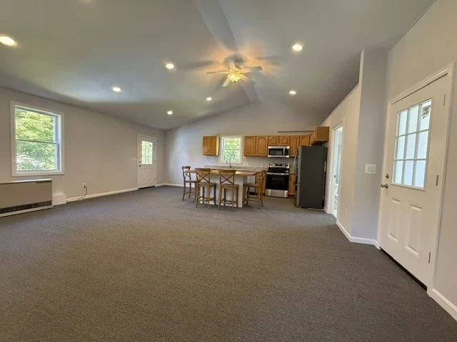 1 bed, 1 bath apartment for rent at 107 Elmwood St Unit 2, Auburn — photo 3 of 23