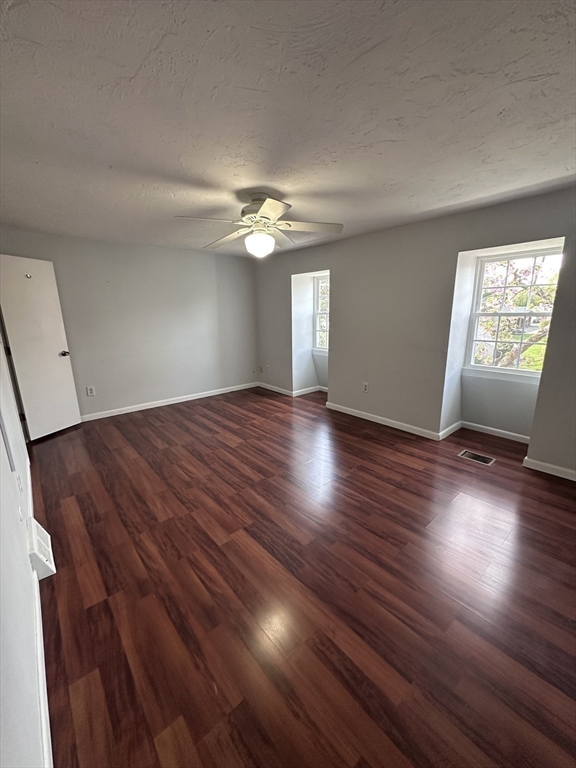 2 bed, 1 bath apartment for rent at 107 Erin Rd Unit 107, Stoughton — photo 25 of 28