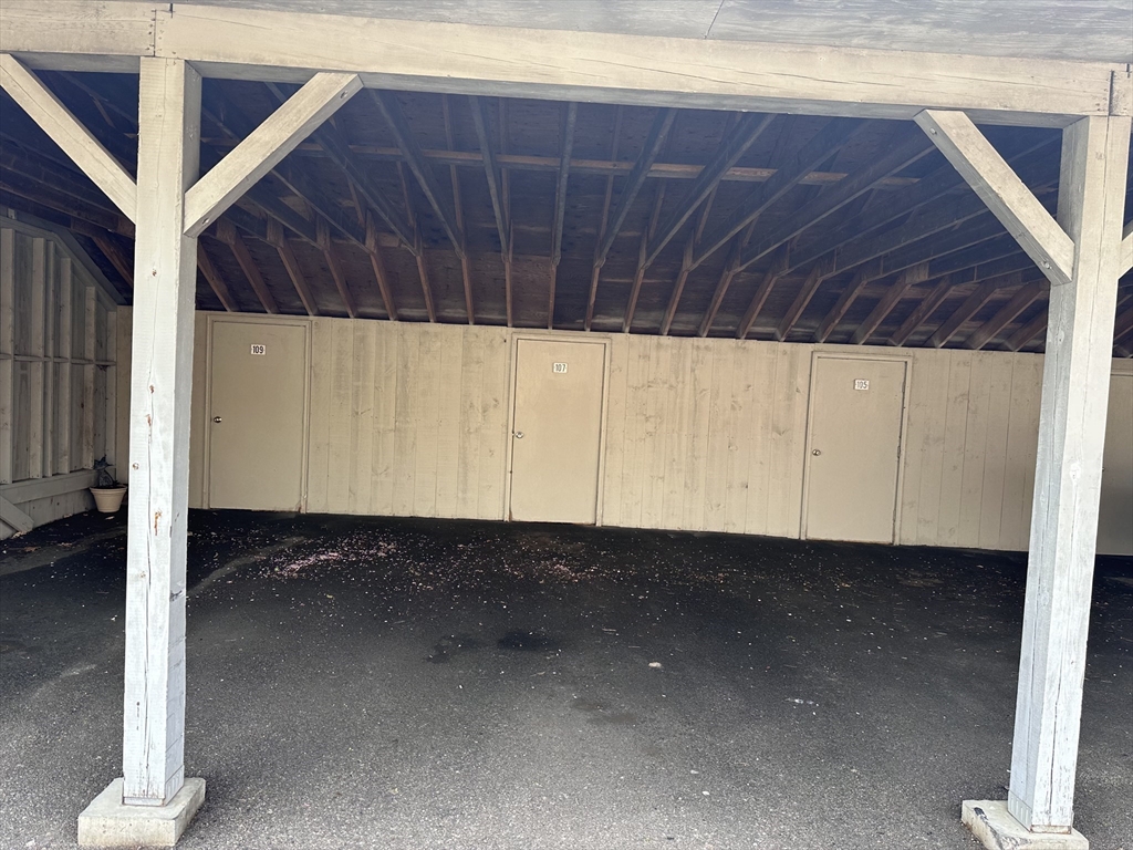 2 bed, 1 bath apartment for rent at 107 Erin Rd Unit 107, Stoughton — photo 5 of 28
