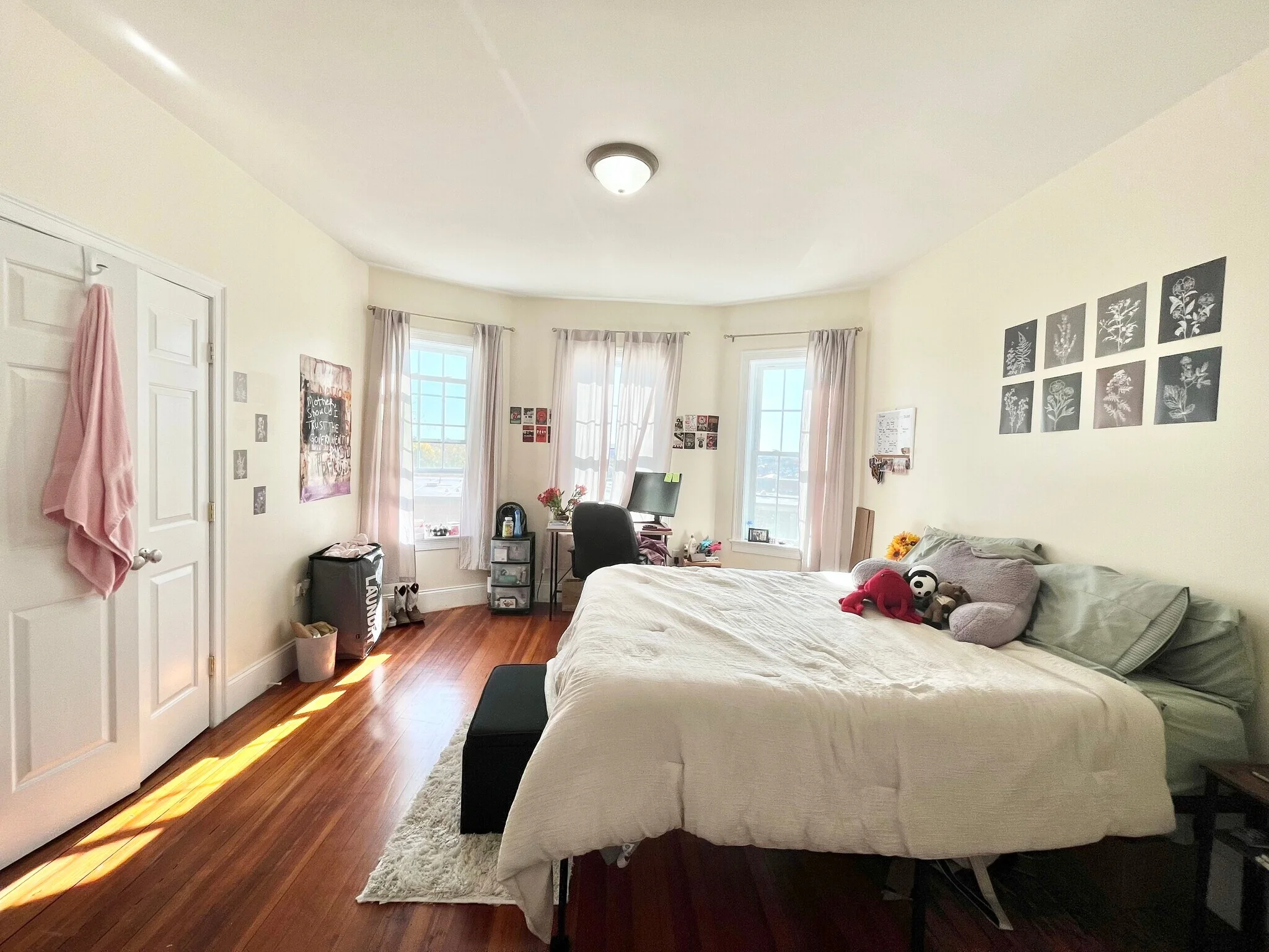 5 bed, 2 bath apartment for rent at 107 Fisher St Unit 1, Mission Hill — photo 11 of 13