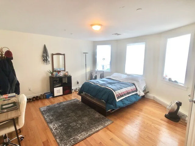 5 bed, 2 bath apartment for rent at 107 Fisher St Unit 1, Mission Hill — photo 5 of 13