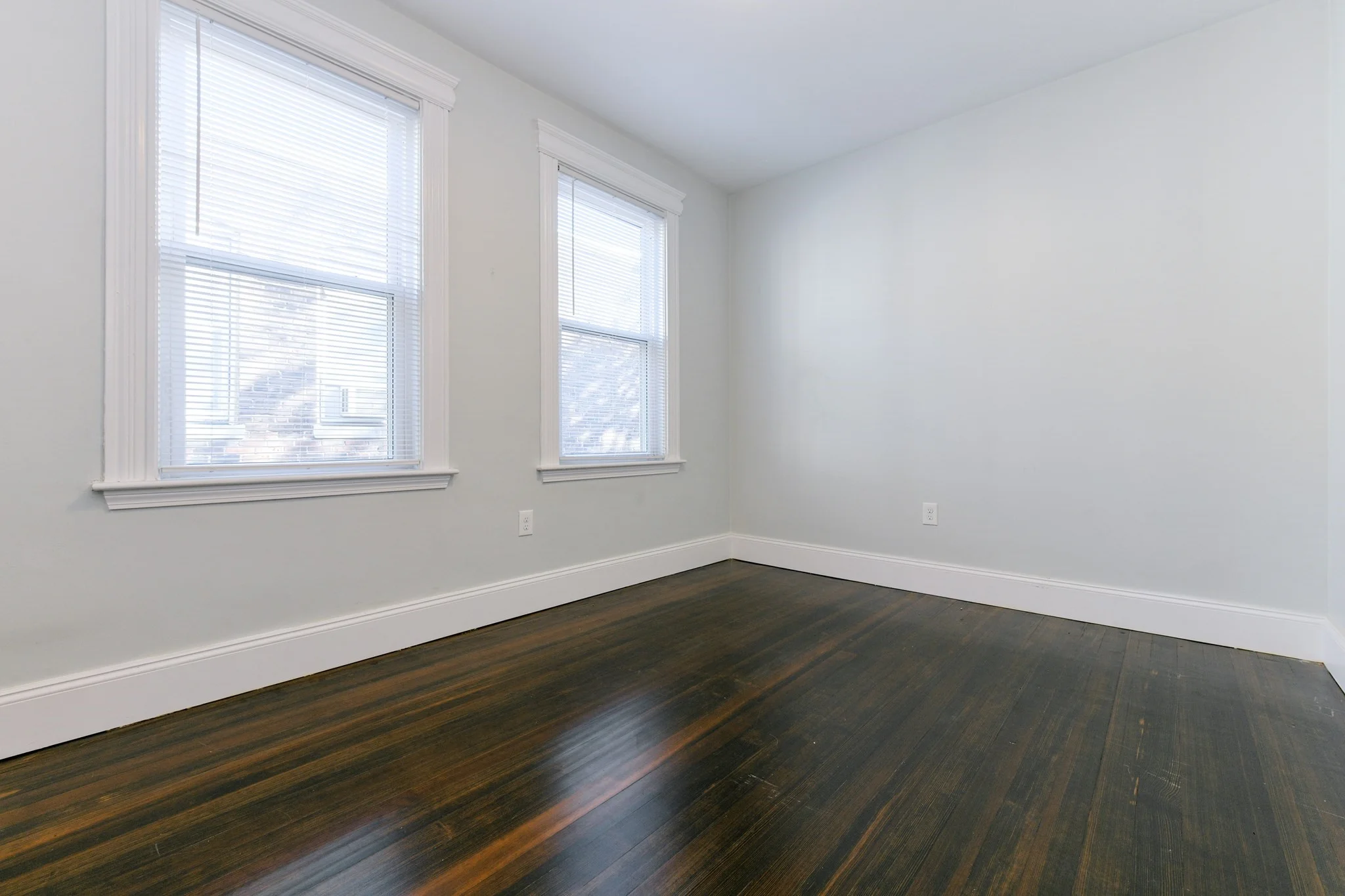 4 bed, 2 bath apartment for rent at 107 Harrishof St Unit 2, Roxbury — photo 8 of 14