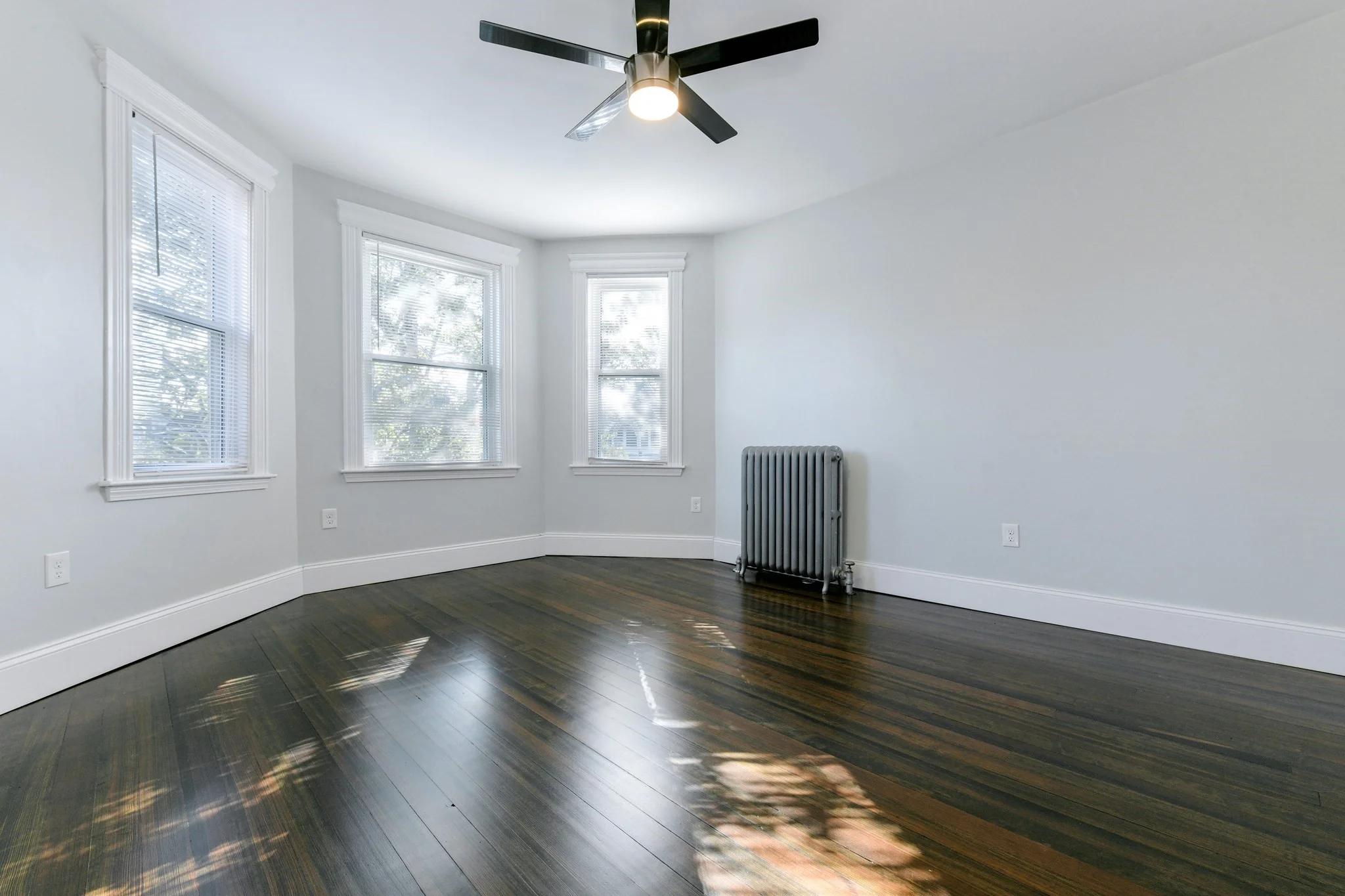4 bed, 2 bath apartment for rent at 107 Harrishof St Unit 2, Roxbury — photo 6 of 14