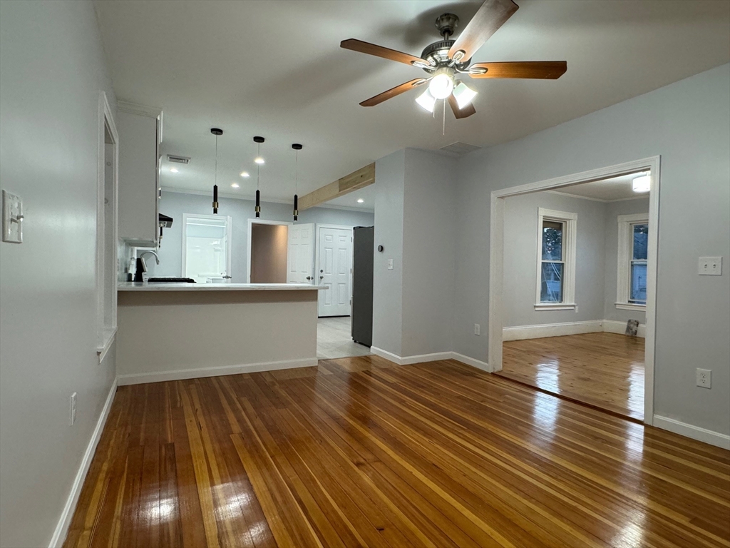 4 bed, 1 bath apartment for rent at 107 Harrison St Unit 2, Leominster — photo 5 of 26