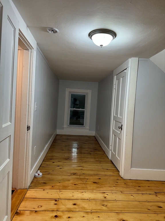 4 bed, 1 bath apartment for rent at 107 Harrison St Unit 2, Leominster — photo 20 of 26
