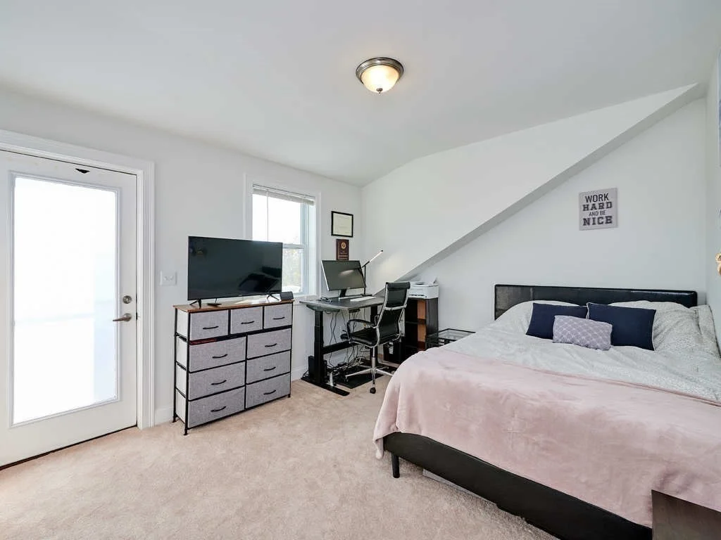 1 bed, 1 bath apartment for rent at 107 Highland Ave Unit 8, Salem — photo 6 of 10