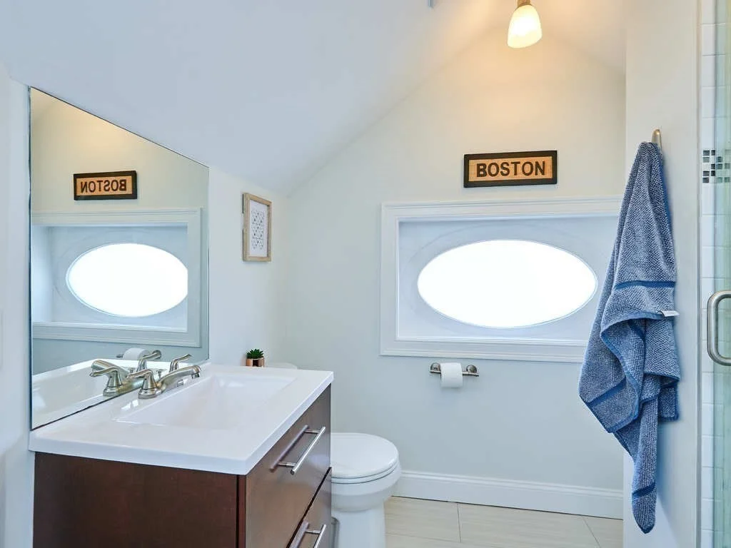 1 bed, 1 bath apartment for rent at 107 Highland Ave Unit 8, Salem — photo 8 of 10