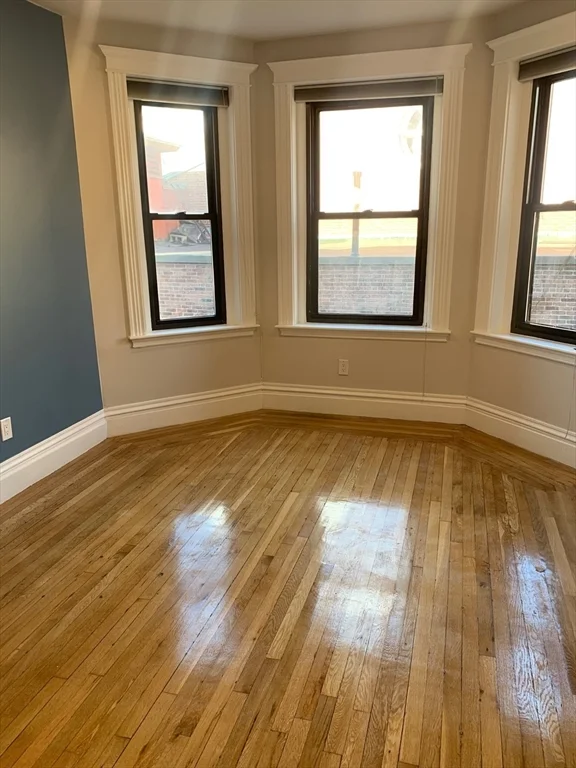 1 bed, 1 bath apartment for rent at 107 Jersey St Unit 11, Fenway — photo 1 of 12
