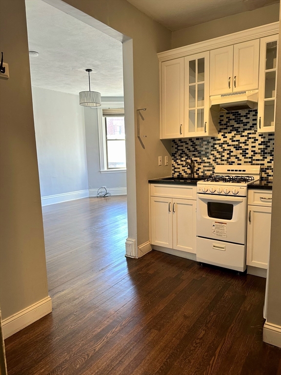 1 bed, 1 bath apartment for rent at 107 Jersey St Unit 12A, Fenway — photo 5 of 12