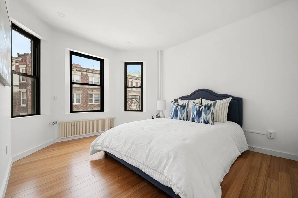 2 bed, 2 bath apartment for rent at 107 Jersey St Unit 15, Boston — photo 5 of 34