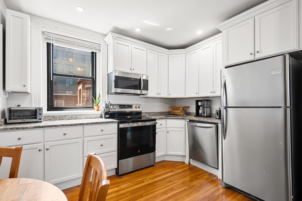 2 bed, 1 bath apartment for rent at 107 Jersey St Unit 16, Fenway — photo 1 of 14