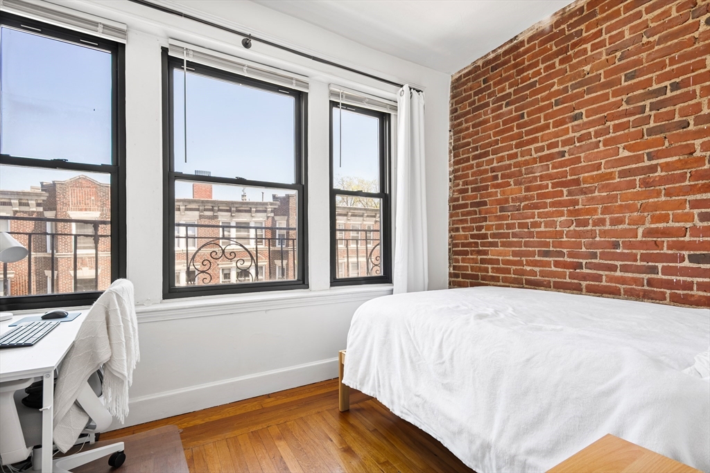 2 bed, 1 bath apartment for rent at 107 Jersey St Unit 16, Fenway — photo 11 of 14