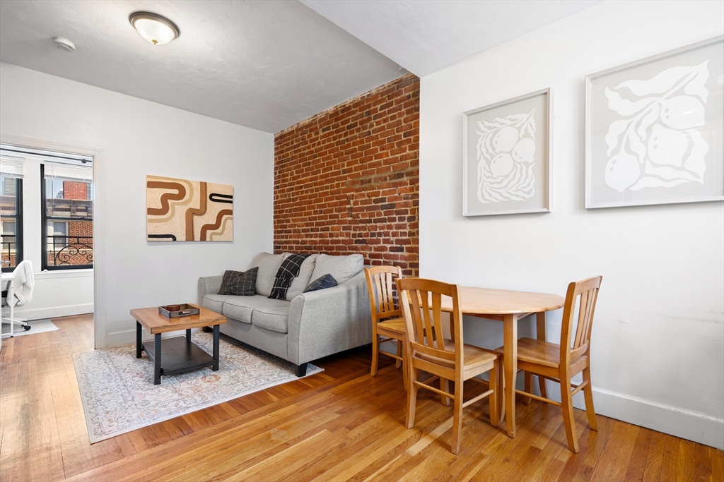 2 bed, 1 bath apartment for rent at 107 Jersey St Unit 16, Fenway — photo 5 of 14