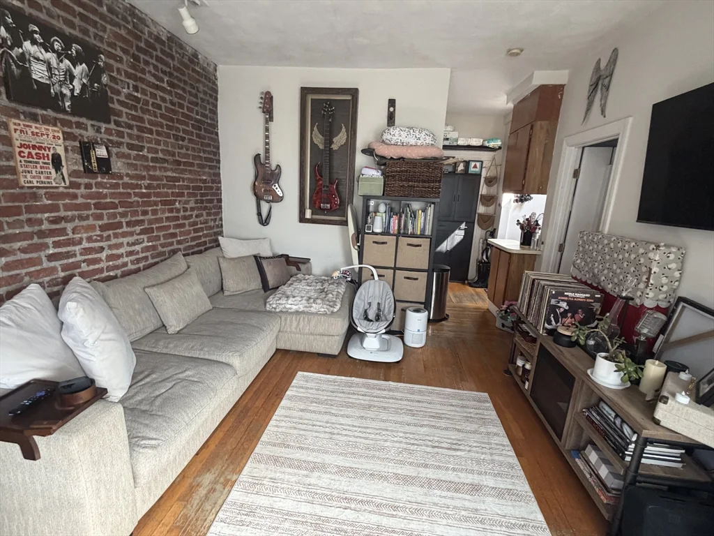 1 bed, 1 bath apartment for rent at 107 Jersey St Unit 7-18, Fenway — photo 3 of 9