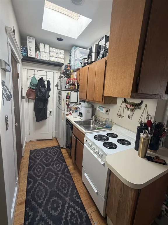1 bed, 1 bath apartment for rent at 107 Jersey St Unit 7-18, Fenway — photo 5 of 9