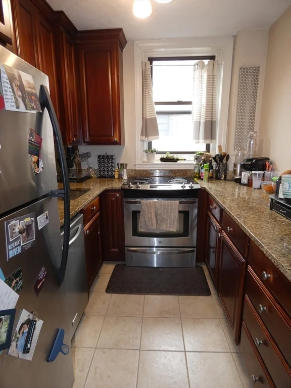 2 bed, 1 bath apartment for rent at 107 Jersey St Unit 7, Fenway — photo 1 of 12