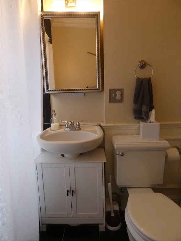 2 bed, 1 bath apartment for rent at 107 Jersey St Unit 7, Fenway — photo 6 of 12