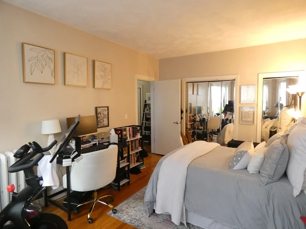 2 bed, 1 bath apartment for rent at 107 Jersey St Unit 7, Fenway — photo 9 of 12