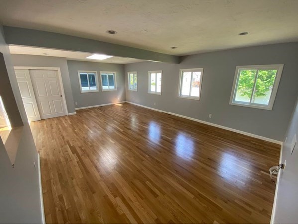 3 bed, 2 bath apartment for rent at 107 Lexington St, Burlington — photo 24 of 27