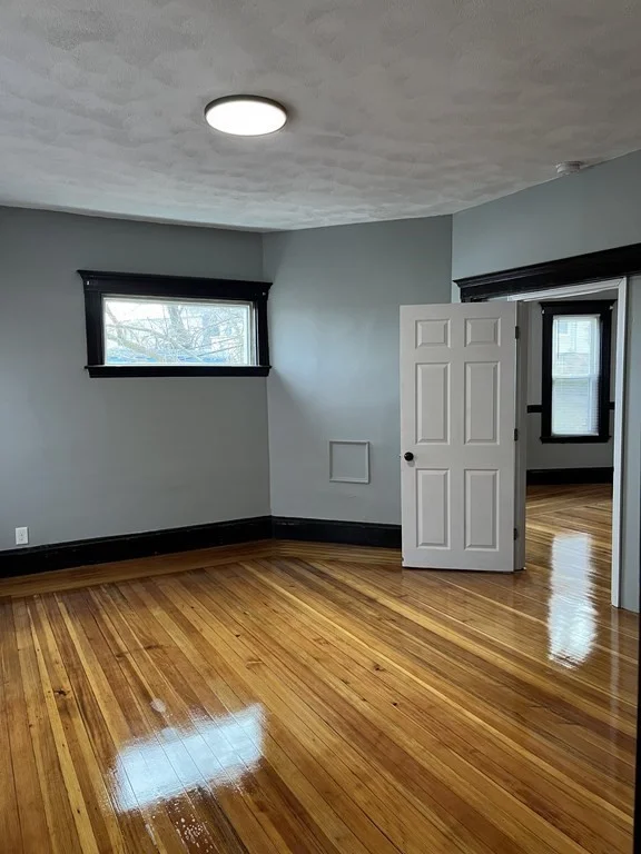 3 bed, 1 bath apartment for rent at 107 Marlboro St Unit 2, Chelsea