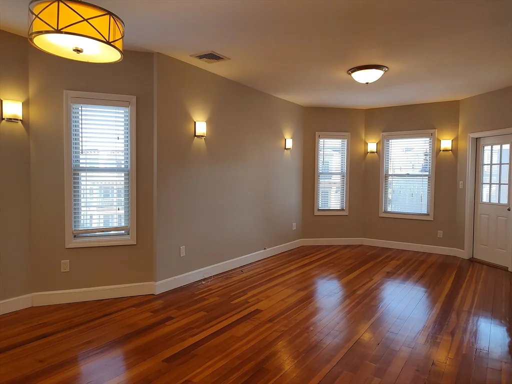 2 bed, 2 bath apartment for rent at 107 Neponset Ave Unit 2, Dorchester — photo 25 of 26