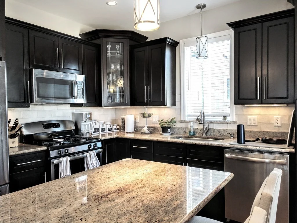 2 bed, 2 bath apartment for rent at 107 Neponset Ave Unit 2, Dorchester — photo 8 of 26