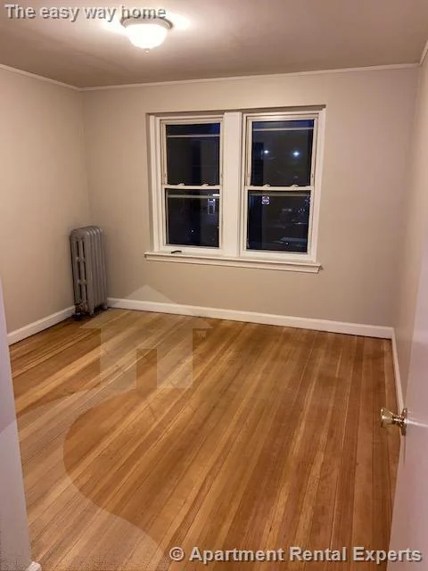 3 bed, 1 bath apartment for rent at 107 Norfolk St Unit 3, Central Square — photo 6 of 13