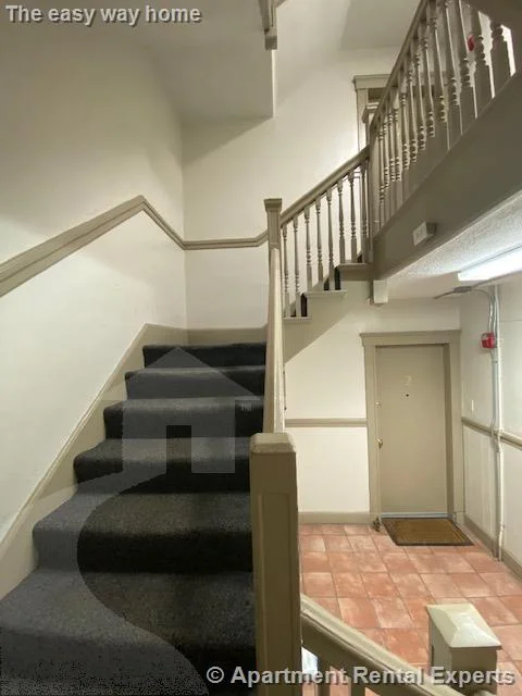 3 bed, 1 bath apartment for rent at 107 Norfolk St Unit 3, Central Square — photo 13 of 13