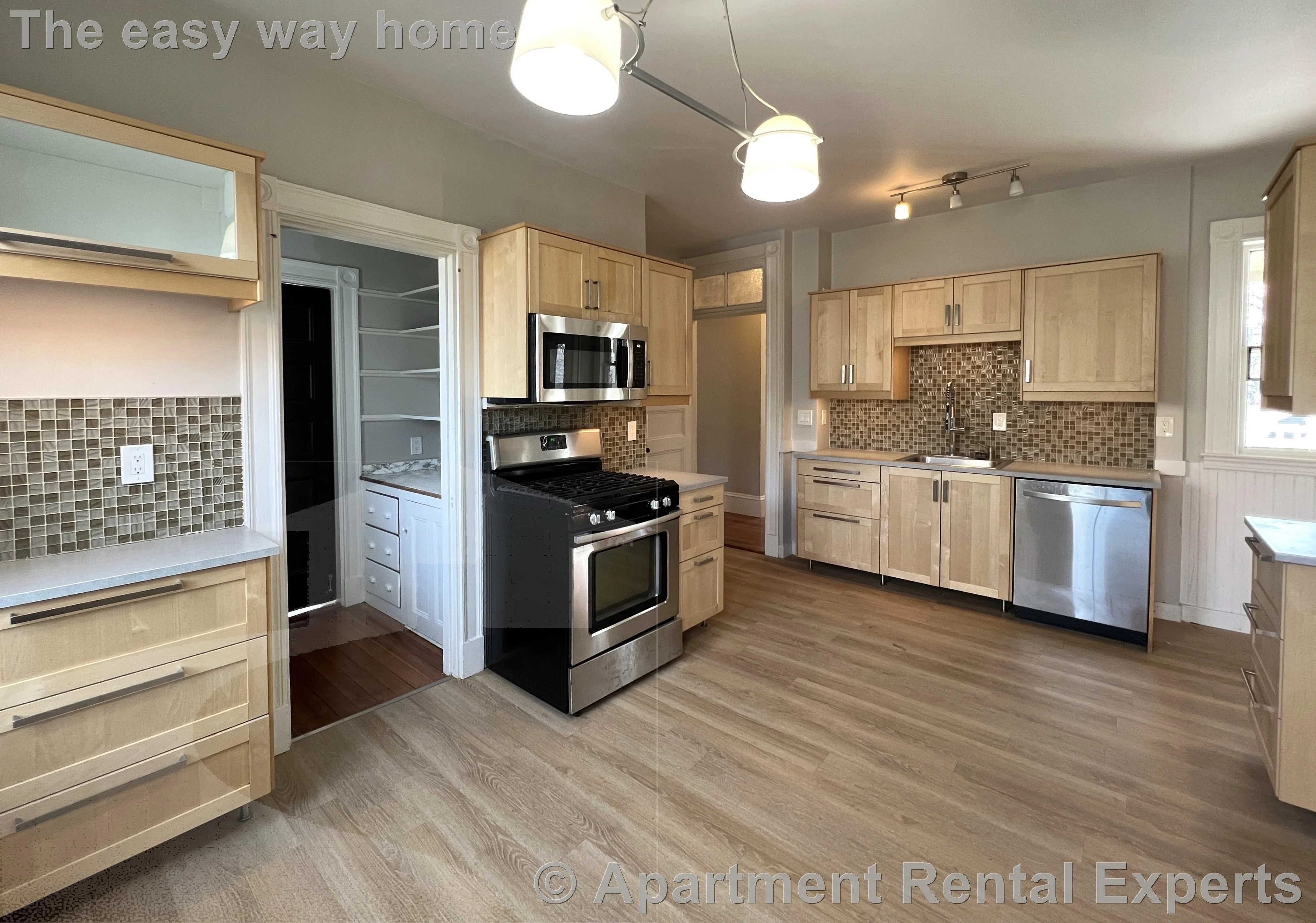 3 bed, 2 bath apartment for rent at 107 Oxford St Unit 3, Porter Square — photo 1 of 24