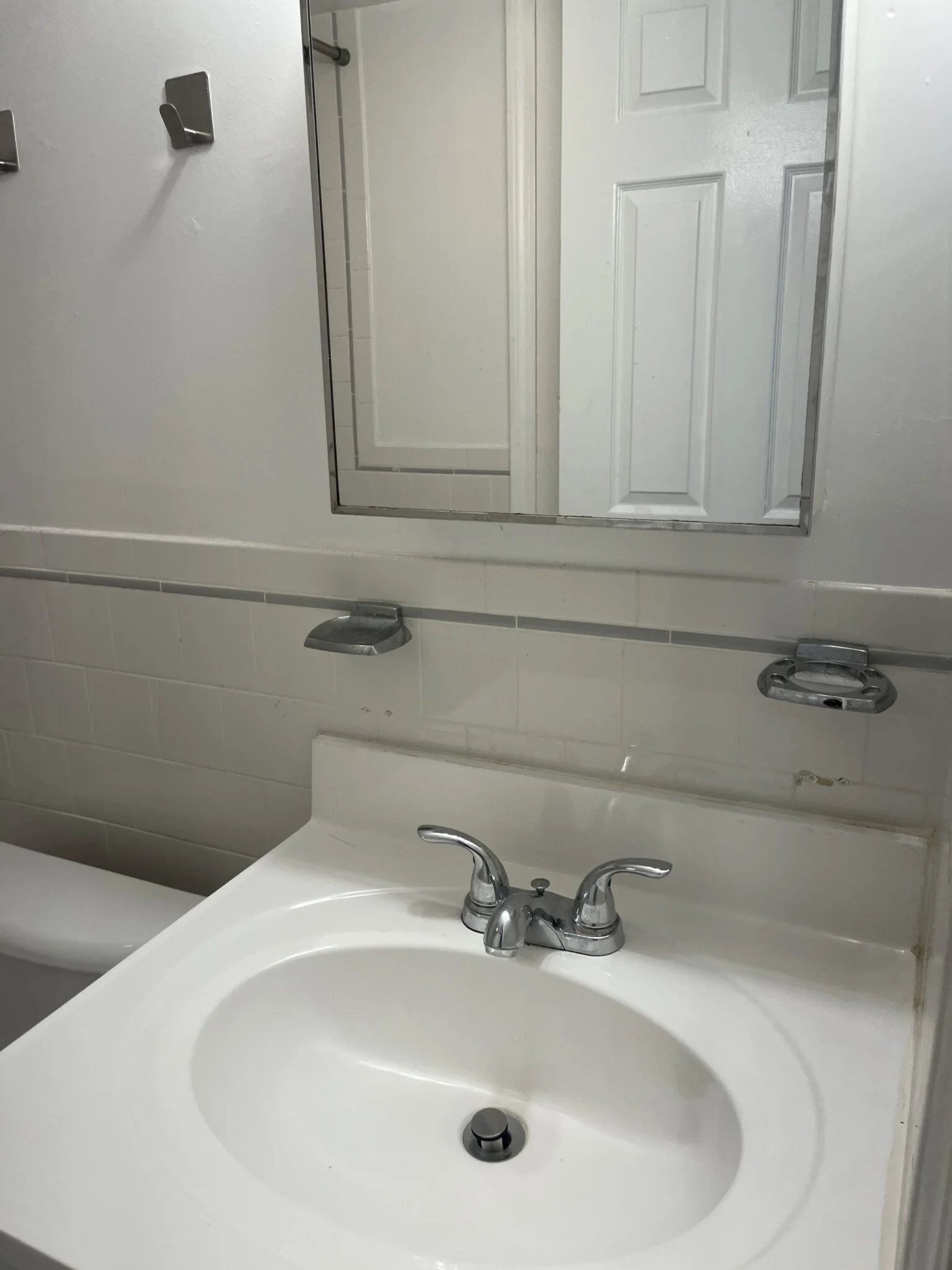 Studio bed, 1 bath apartment for rent at 107 Queensberry St Unit UA, Fenway — photo 4 of 12