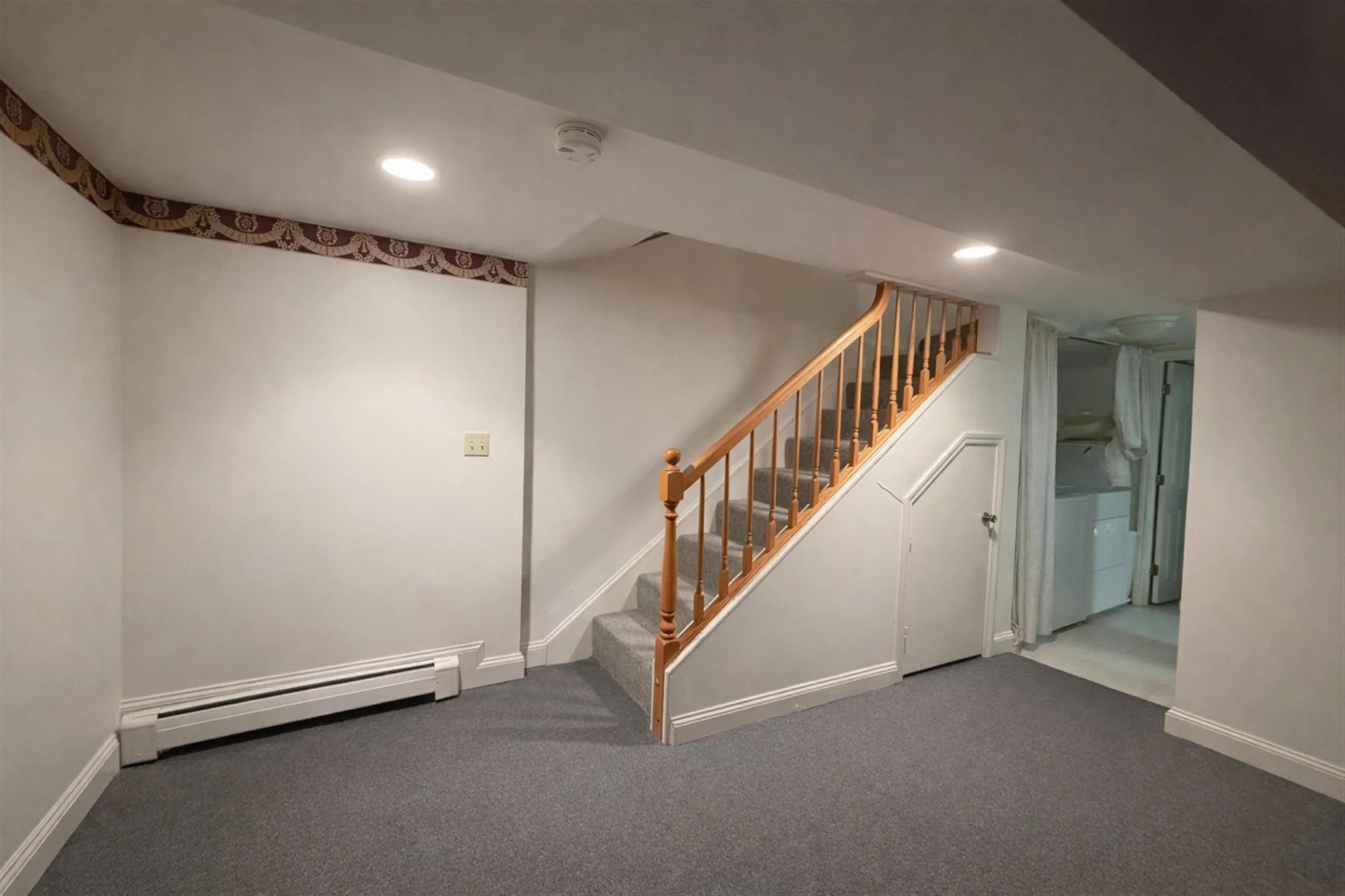 2.5 bed, 1 bath apartment for rent at 107 Second St Unit 1, East Cambridge — photo 10 of 12