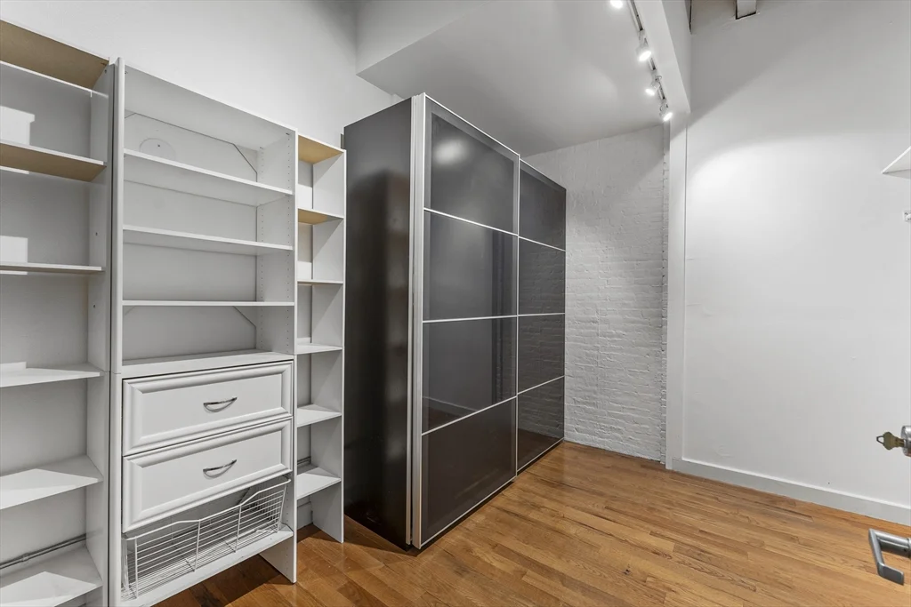 1 bed, 1 bath apartment for rent at 107 South St Unit 2B, Boston Downtown — photo 29 of 32