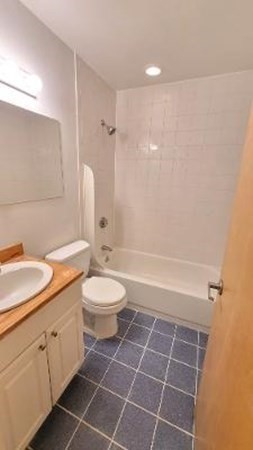 4 bed, 2 bath apartment for rent at 107 South St Unit 2C, Leather District — photo 9 of 17