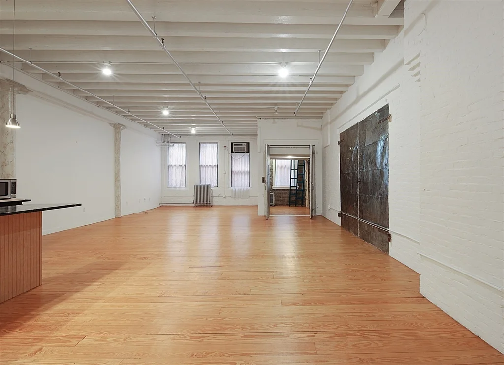 2 bed, 1 bath apartment for rent at 107 South Unit 3D, Leather District — photo 3 of 15
