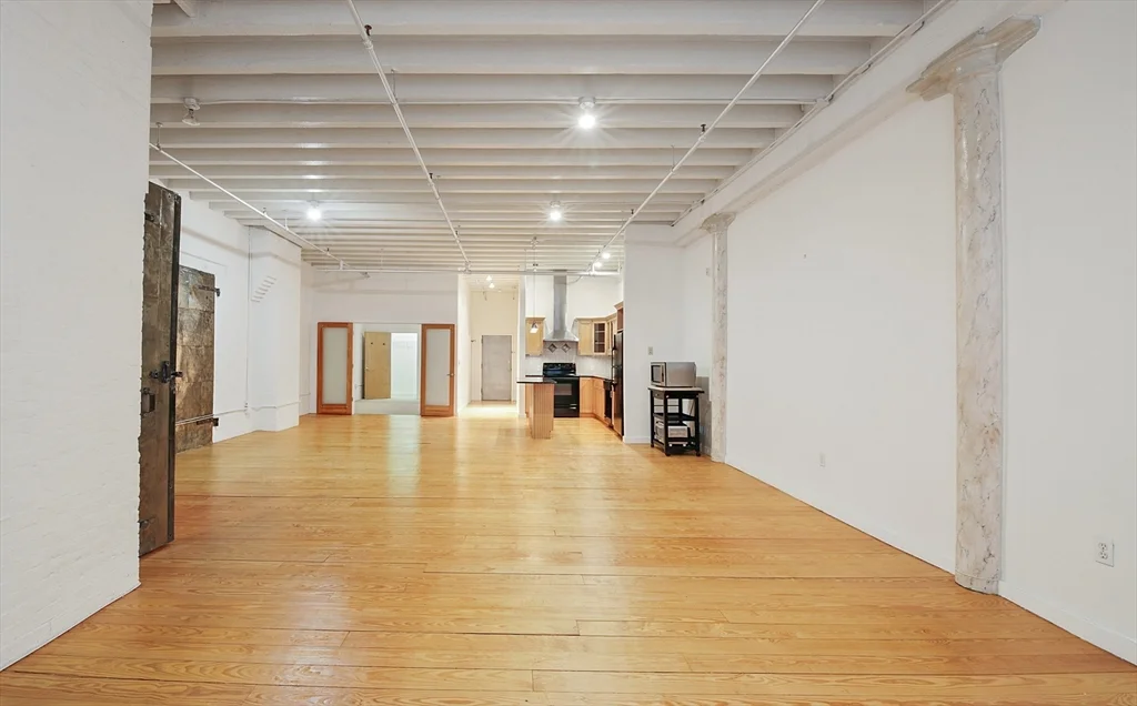 2 bed, 1 bath apartment for rent at 107 South Unit 3D, Leather District — photo 1 of 15