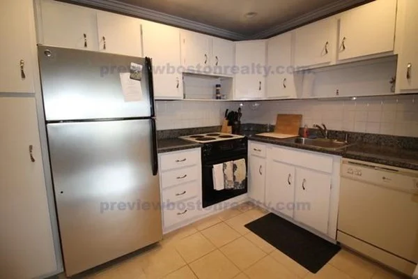 2 bed, 1 bath apartment for rent at 107 Spring St Unit 3-2, Watertown — photo 2 of 10